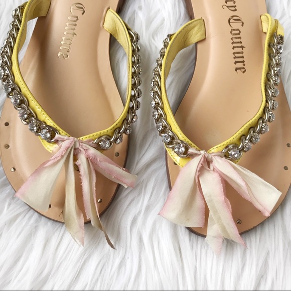 SOLD | Juicy Couture tan/yellow leather sandals - Picture 3 of 16